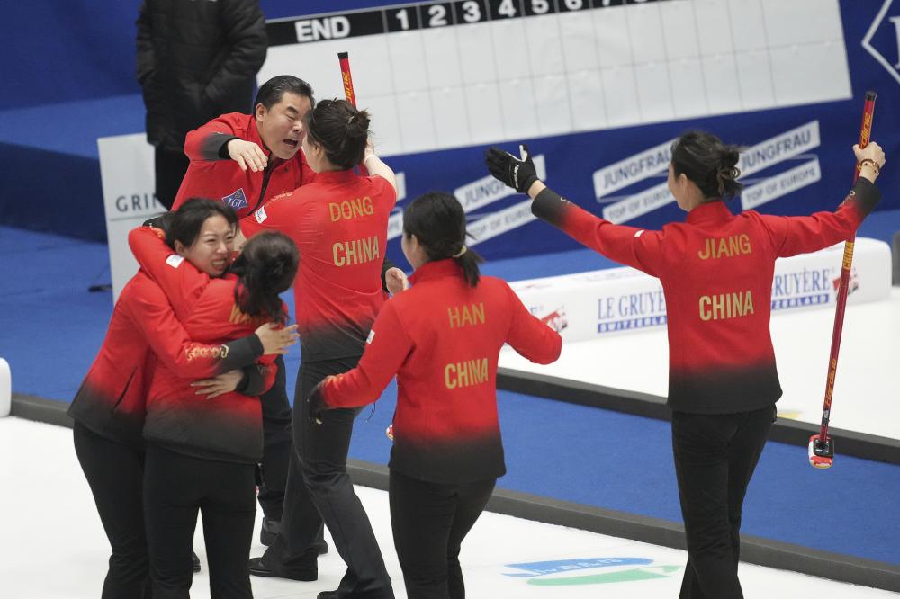 珀斯临时主帅：如果可以我乐意转正，我做的一切都是为球队好